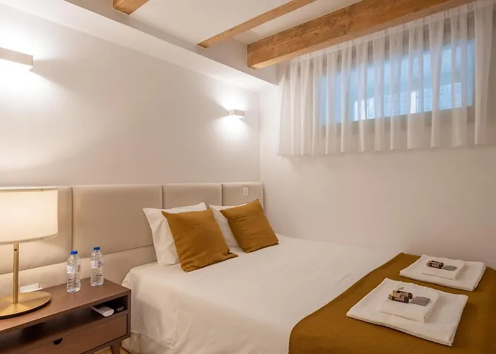 Cc Downtown Palace - A *